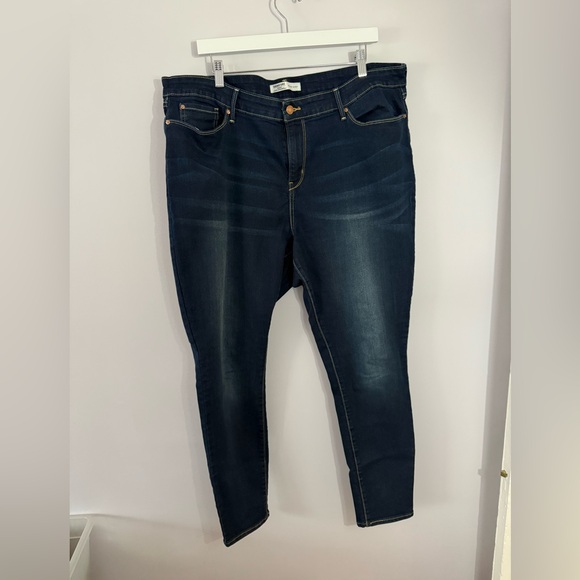 Levi's Women's Dark Blue Jeans (20M) - Picture 2 of 12